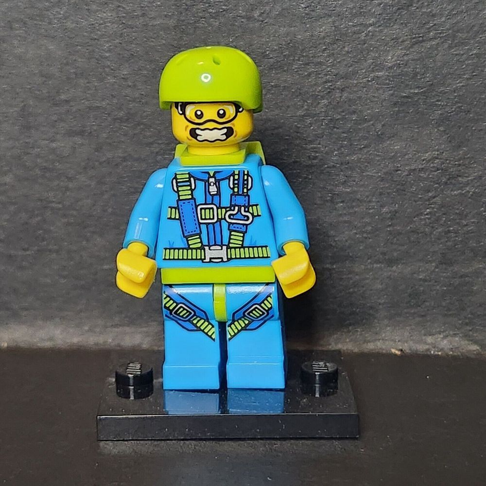 LEGO MINIFIGURE Series 10 - #6 SKYDIVER WITH PARACHUTE 71001